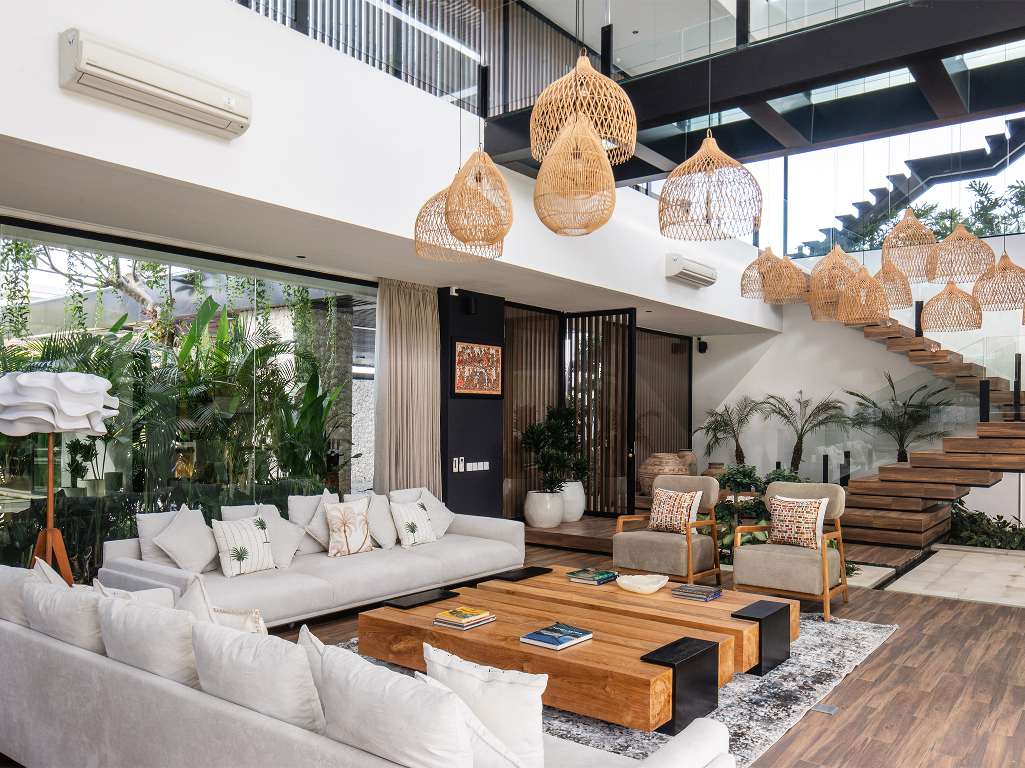 Poolside Suite