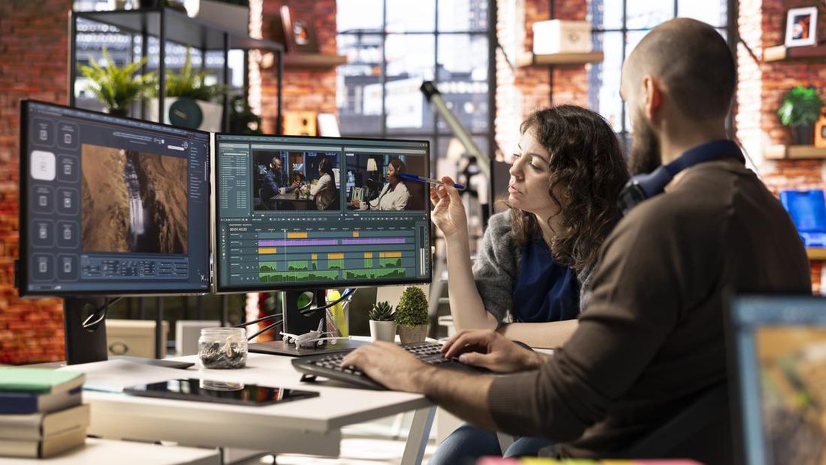 Future-Proof: The 4 Careers AI Can't Touch in 2026